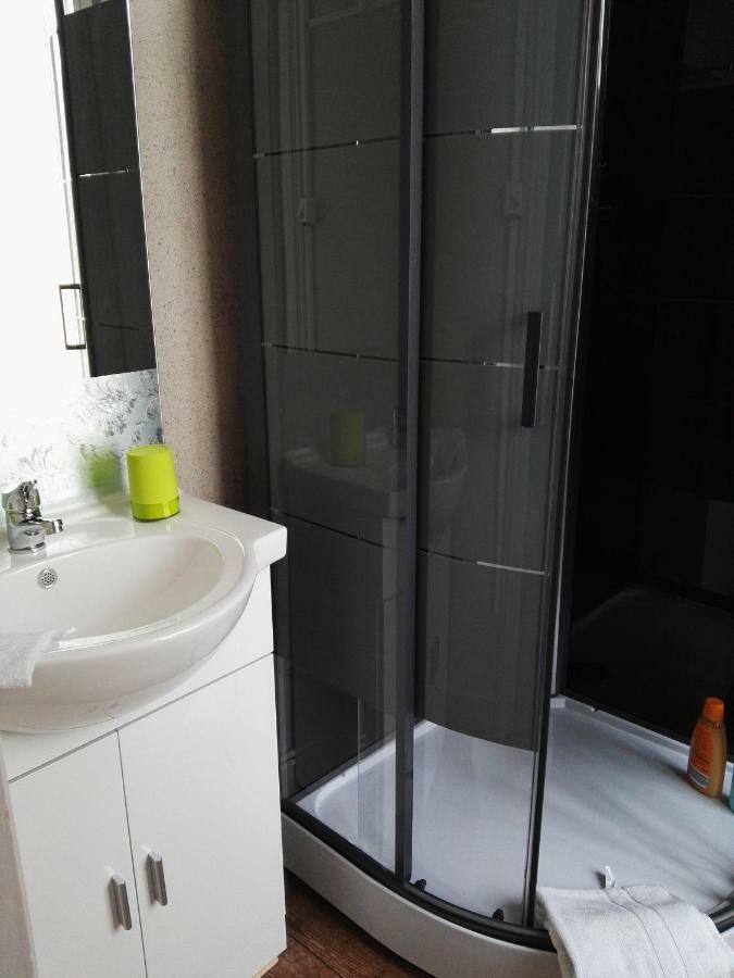 La Garde Chambres D'Hotes Charancieu Экстерьер фото